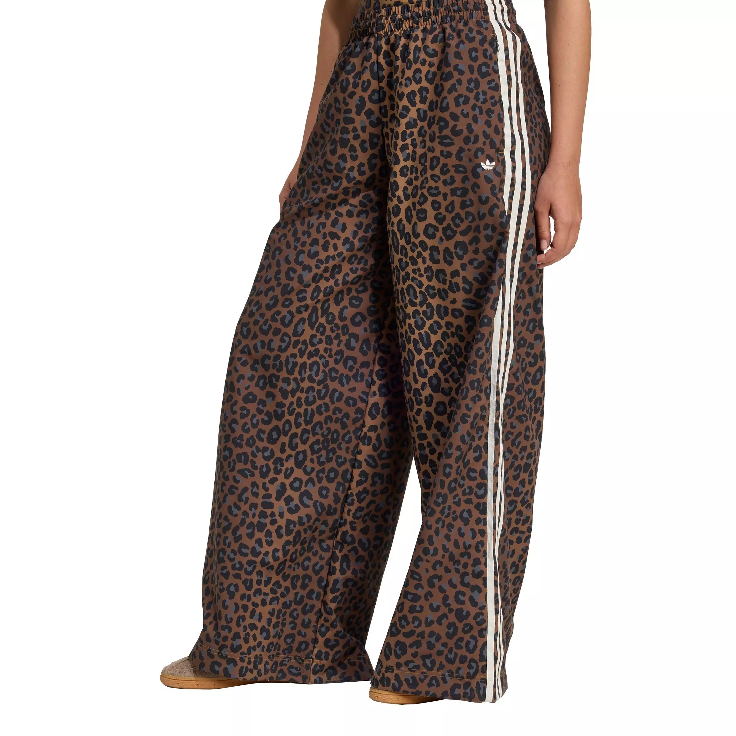 adidas☆Leopard Firebird Oversized トラックパンツ【UK発】 adidas Originals Women's Leopard Firebird Oversized Track Pants